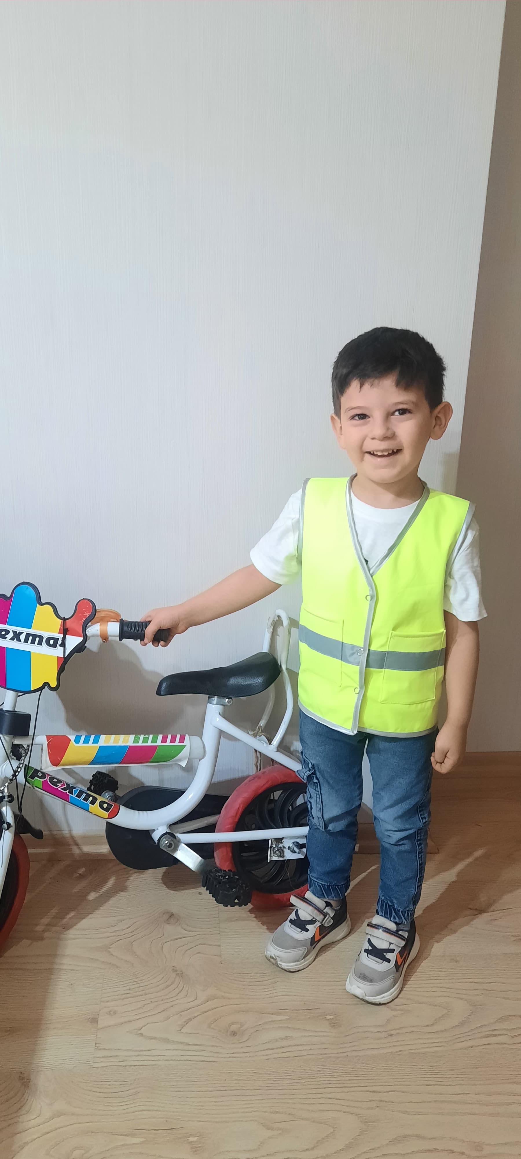REFLEKTÖRLÜ%20İŞ%20YELEGİ